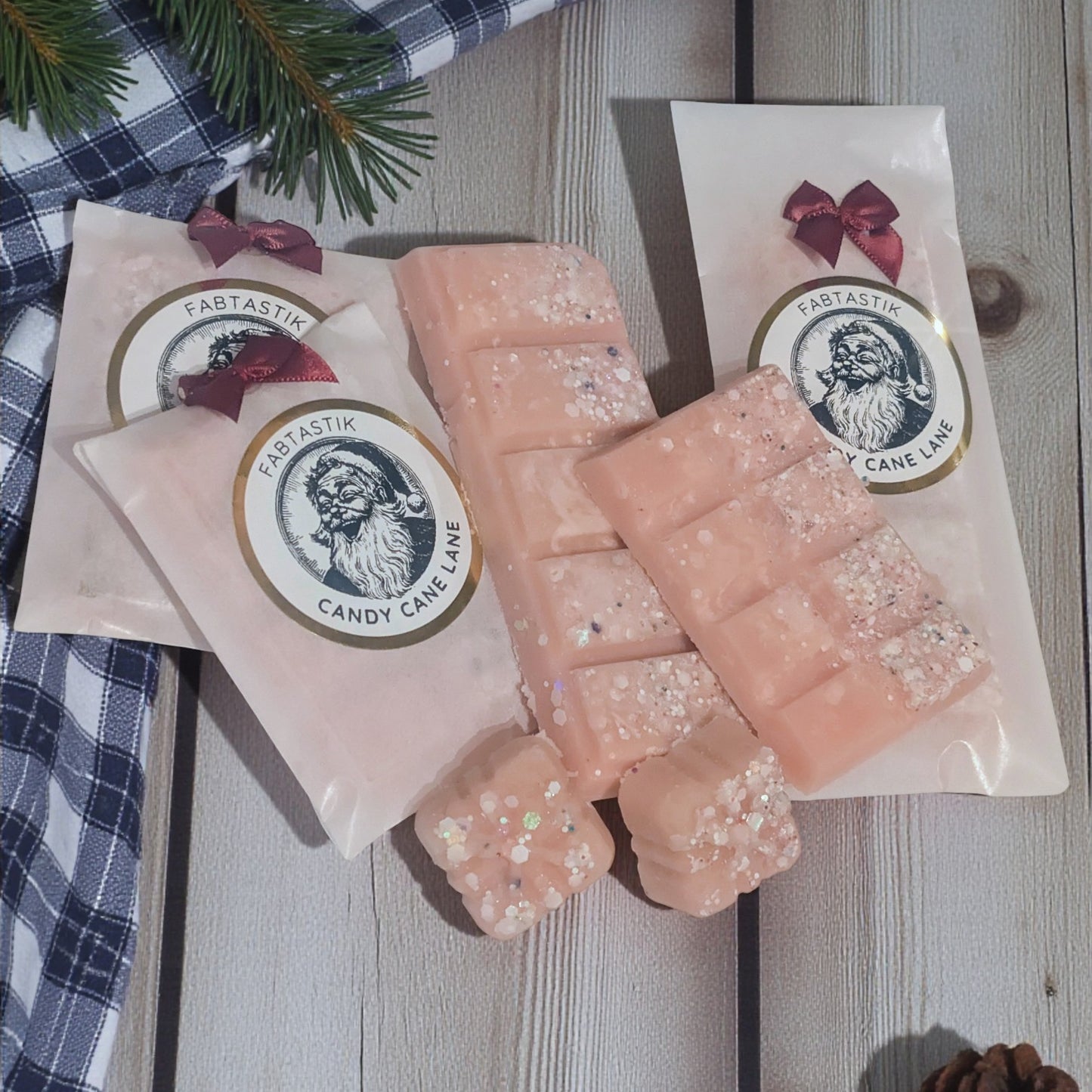 CANDY CANE LANE SOY SNAP BAR